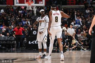 空接暴扣 空接暴扣